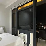Minimalist 1 Bedroom Sunset View In Gramercy