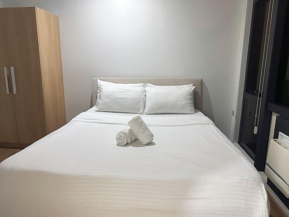 Minimalist 1 Bedroom Sunset View In Gramercy * Manila
