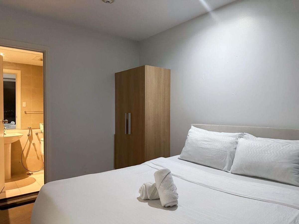 Minimalist 1 Bedroom Sunset View In Gramercy *